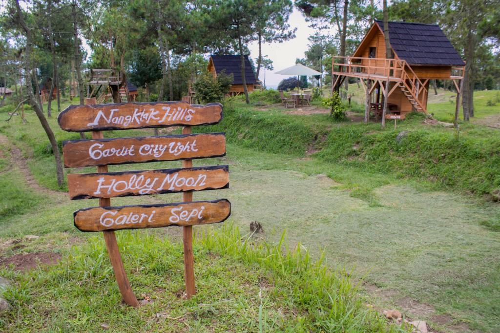 Отель Papandayan Camping Ground Cileuleuy Экстерьер фото